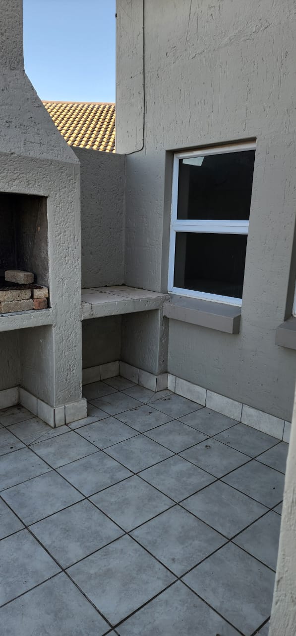 2 Bedroom Property for Sale in Dana Bay Western Cape